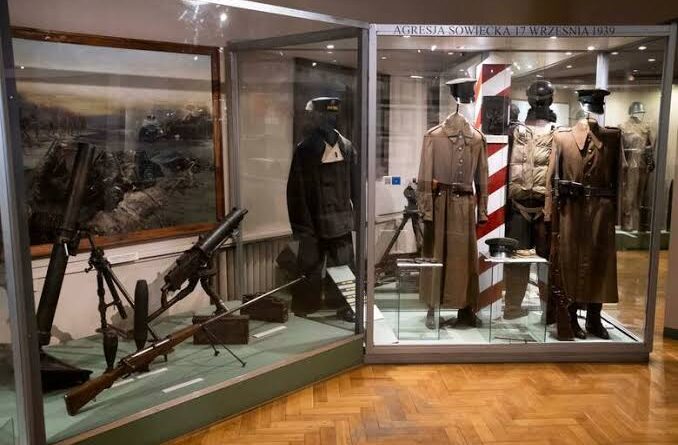 Zwiedzanie miejsc polskiej historii wojskowej